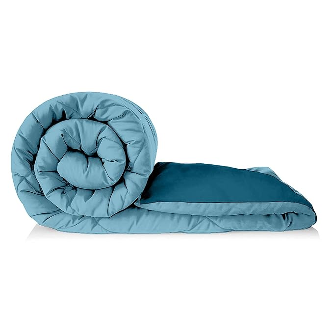 Luxury Quilted Comforter – Soft & Lightweight Bedding