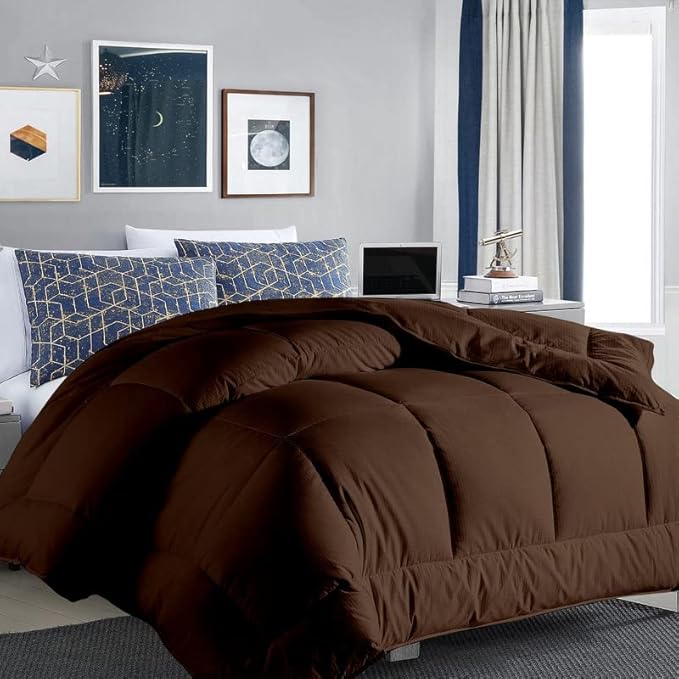 Luxury Quilted Comforter – Soft & Lightweight Bedding