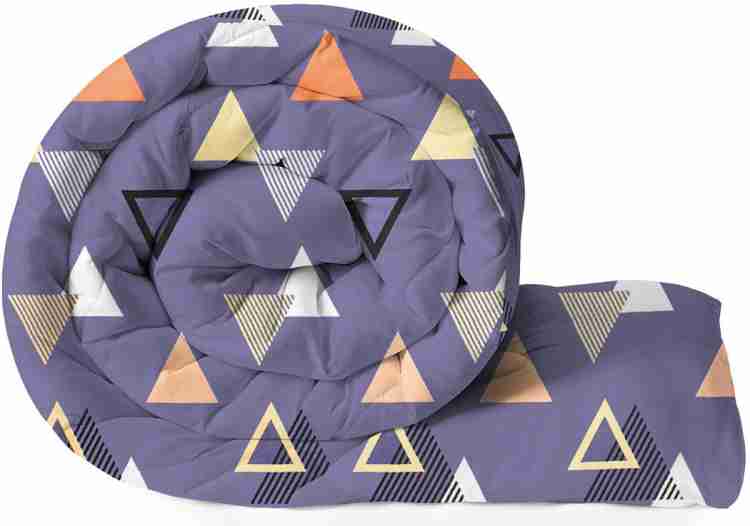 Luxury Quilted Comforter – Soft & Lightweight Bedding