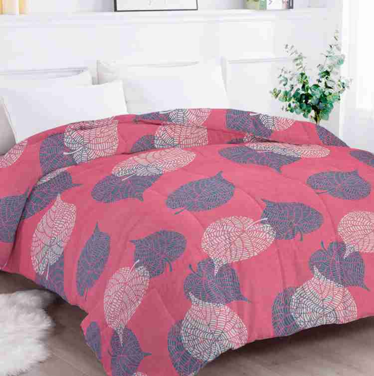 Luxury Quilted Comforter – Soft & Lightweight Bedding