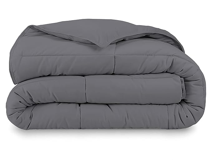 Luxury Quilted Comforter – Soft & Lightweight Bedding