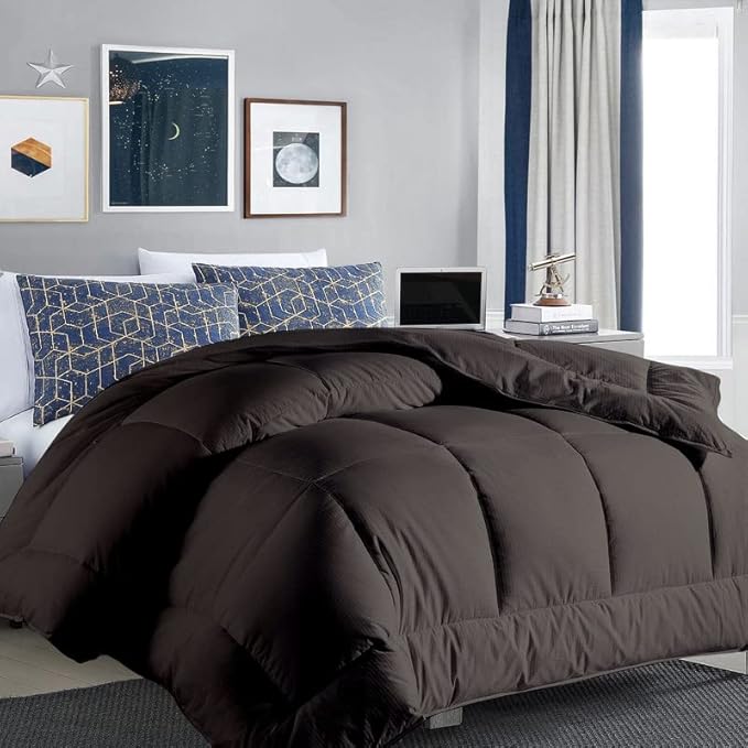Luxury Quilted Comforter – Soft & Lightweight Bedding