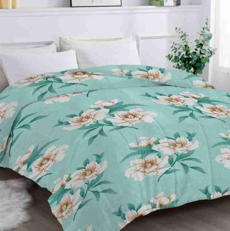 Luxury Quilted Comforter – Soft & Lightweight Bedding