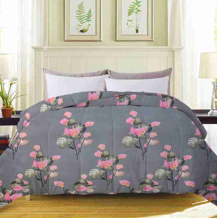 Luxury Quilted Comforter – Soft & Lightweight Bedding