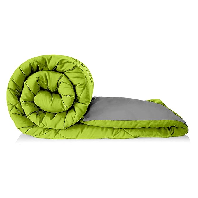 Luxury Quilted Comforter – Soft & Lightweight Bedding