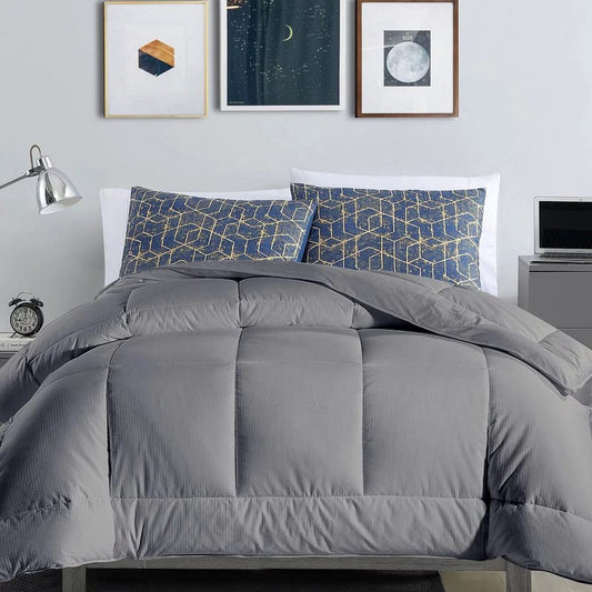 Luxury Quilted Comforter – Soft & Lightweight Bedding