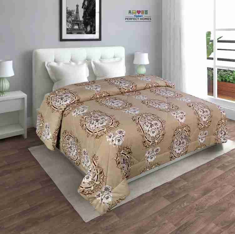 Luxury Quilted Comforter – Soft & Lightweight Bedding