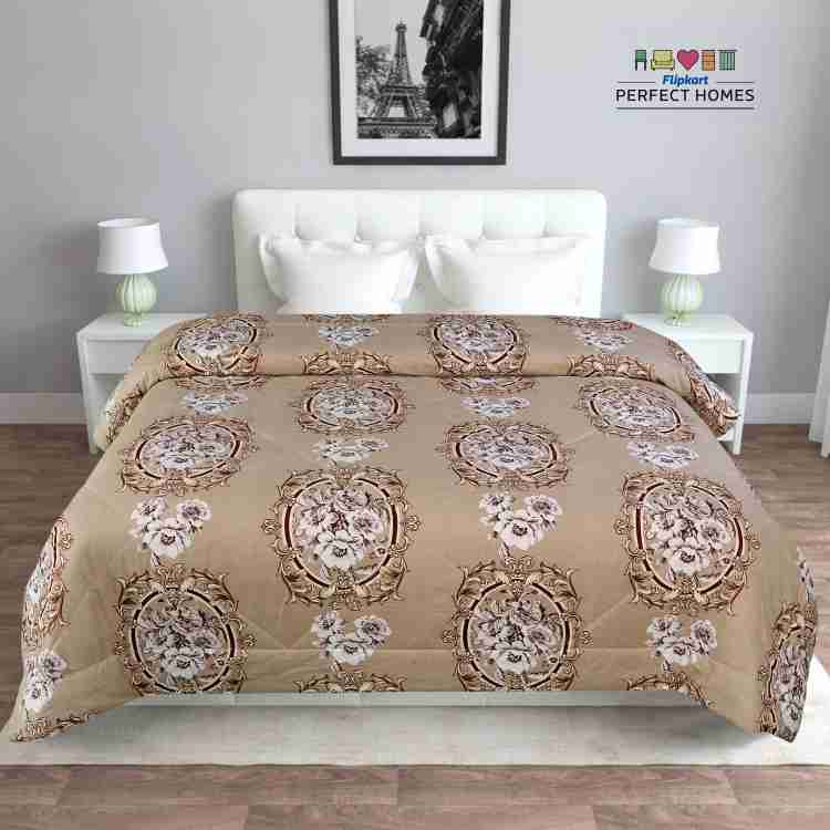 Luxury Quilted Comforter – Soft & Lightweight Bedding