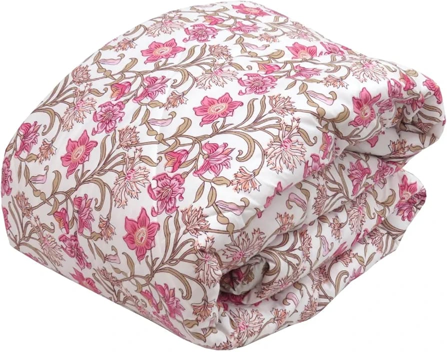Luxury Quilted Comforter – Soft & Lightweight Bedding