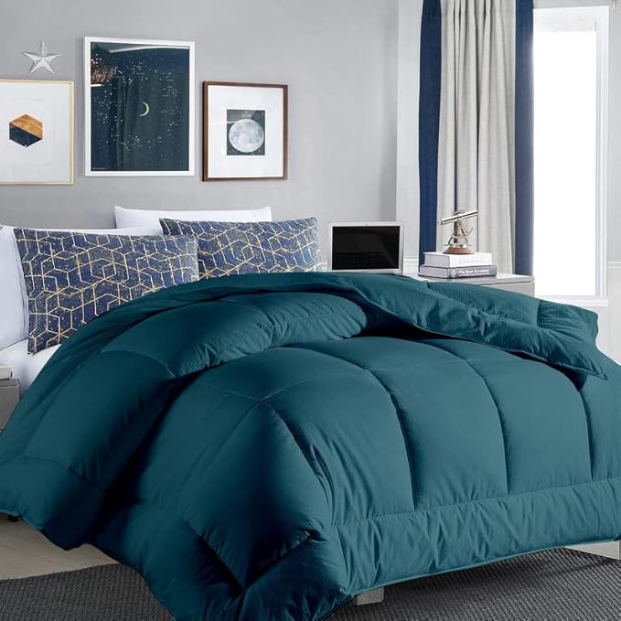 Luxury Quilted Comforter – Soft & Lightweight Bedding