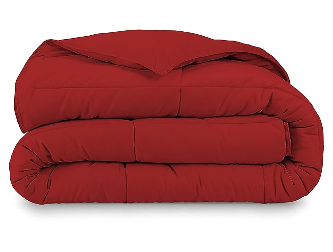 Luxury Quilted Comforter – Soft & Lightweight Bedding